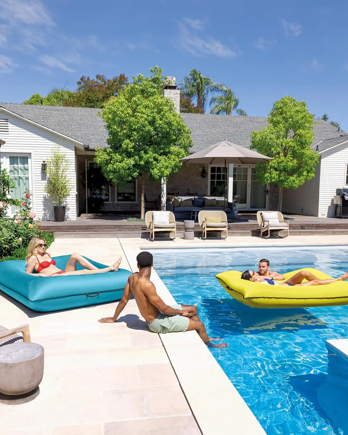Discount Luxe Lounge Inflatable Pool Mat: Removable Fabric Cover, 2 Soft Handles, 440 Weight Capacity, 78 x 62 - Image 7